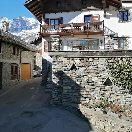 Maison De Meuny Apartamento Courmayeur