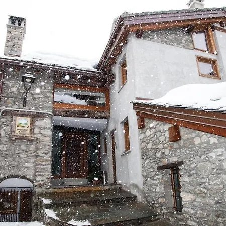 Maison De Meuny